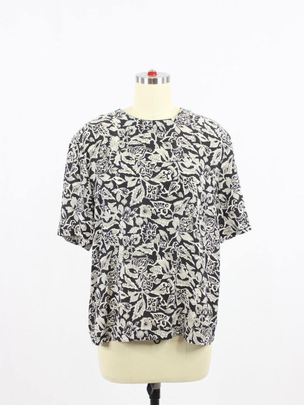 Vintage 00's BRAEMAR Black White Leaf 100% Silk Crepe T-Shirt Blouse, Size M